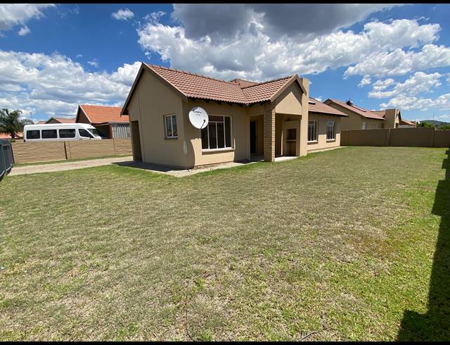3 BEDROOM HOUSE FOR SALE IN WATERKLOOF EAST